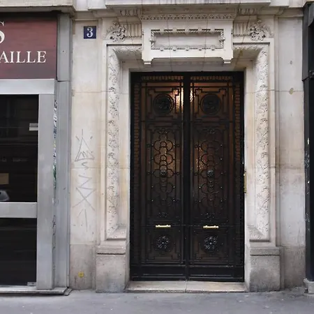 Apartment Nid Calme Propre Sorbonne Ndame Ascenseur *